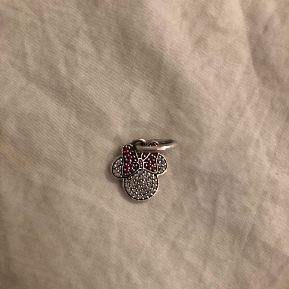 Minnie Mouse Pandora Charm